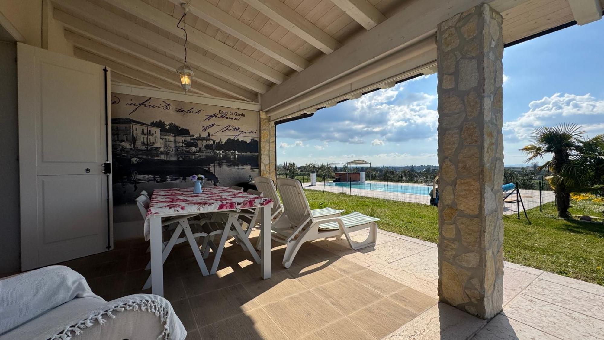 Villa Claudia Bardolino Bagian luar foto